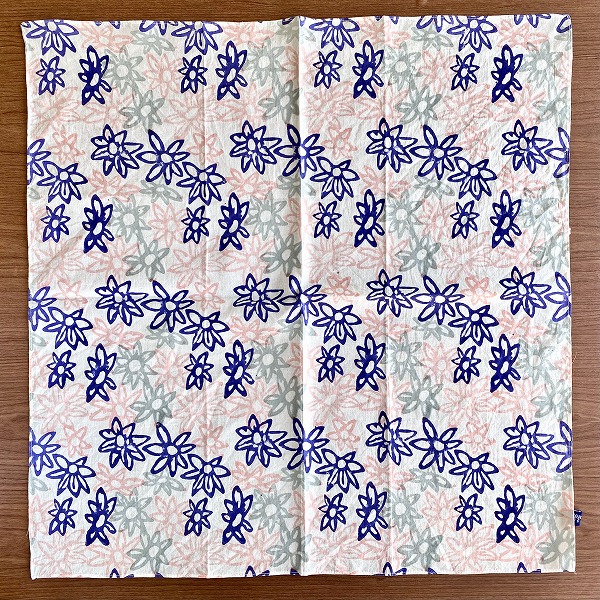 バンダナ インド綿100％  花柄 フラワーリング  紺 ブルー ピンク  55cm×55cm