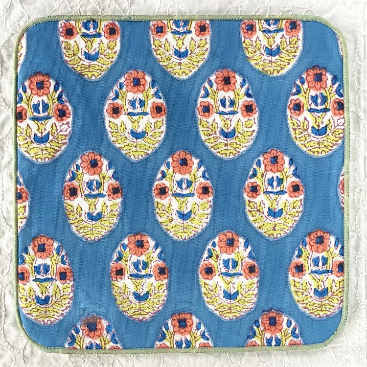 ふんわりハンカチ ブロックプリント  花柄 総柄 ブルー 22cm×22cm