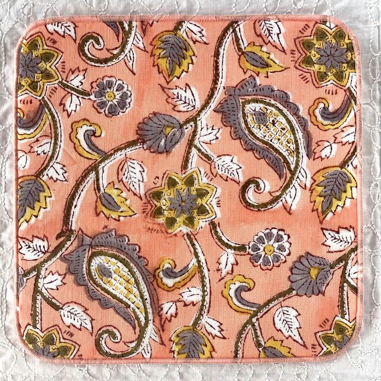 ふんわりハンカチ ブロックプリント  花柄 総柄 オレンジ 22cm×22cm